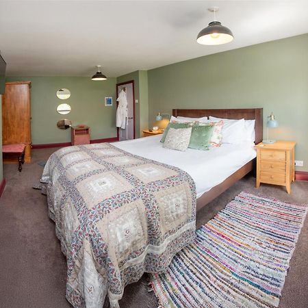 Work And Relax - Fast Wifi, Fireplace & Near Pub Newton Aycliffe Exterior photo